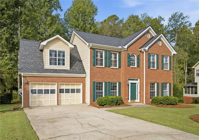 Photo 2 of Single family home for sale at 2095 Enon Ml Dr Sw, Atlanta, GA 30331 | MLS# 7843761 | Listing updated on 2026-09-25