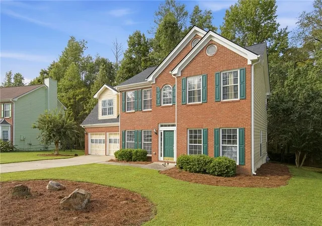 Photo 3 of Single family home for sale at 2095 Enon Ml Dr Sw, Atlanta, GA 30331 | MLS# 7843761 | Listing updated on 2026-09-25