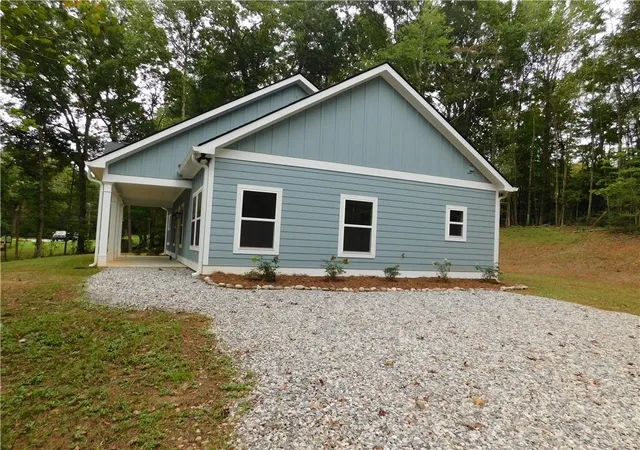 Photo 2 of Single family home for sale at 47 Chester Rd, Dahlonega, GA 30533 | MLS# 7843863 | Listing updated on 2026-10-01