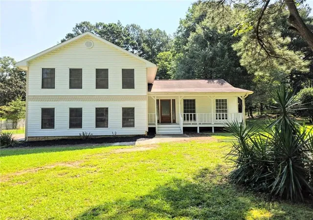 Photo 2 of Single family home for sale at 6196 Stimson Way, Riverdale, GA 30296 | MLS# 7818963 | Listing updated on 2026-09-04