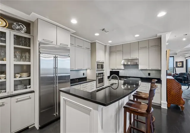 Photo 1 of Condo for sale at 2828 Peachtree Rd NW #2403, Atlanta, GA 30305 | MLS# 7858065 | Listing updated on 2026-10-23
