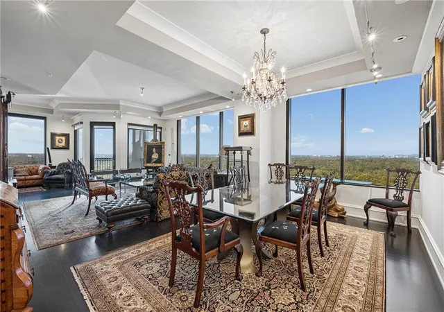 Photo 4 of Condo for sale at 2828 Peachtree Rd NW #2403, Atlanta, GA 30305 | MLS# 7858065 | Listing updated on 2026-10-23