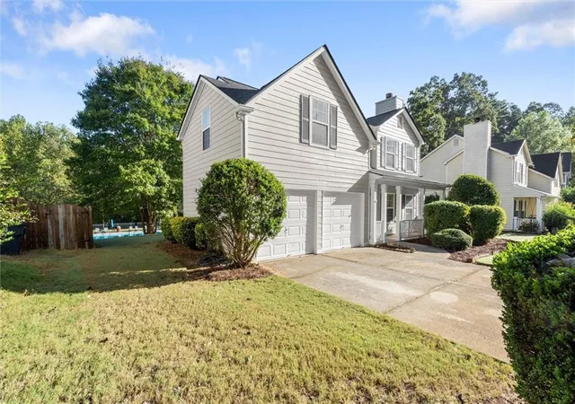 Photo 1 of Single family home for sale at 2668 Lake Park Bnd, Acworth, GA 30101 | MLS# 7852808 | Listing updated on 2026-10-29