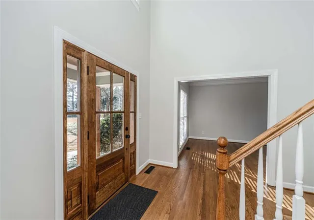 Photo 3 of Single family home for sale at 20 Coventry Dr, Rome, GA 30161 | MLS# 7839947 | Listing updated on 2026-10-09