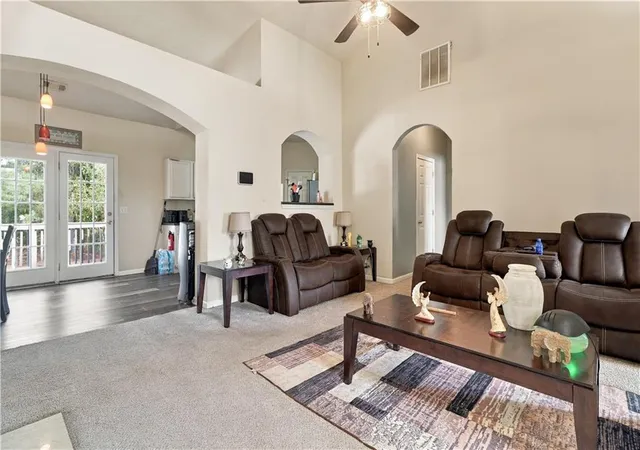 Photo 2 of Single family home for sale at 250 Kendrick Ests Dr, Jonesboro, GA 30238 | MLS# 7854993 | Listing updated on 2026-10-20