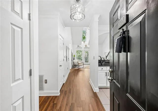 Photo 2 of Sale Pending at 1424 Westchester Ridge Ne, Atlanta, GA 30329 | MLS# 7838349 | Listing updated on 2026-09-25
