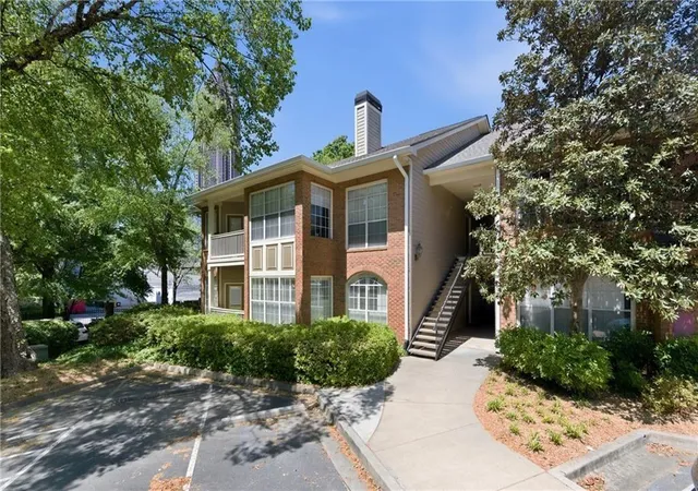 Photo 1 of Condo for sale at 200 Renaissance Pkwy Ne #304, Atlanta, GA 30308 | MLS# 7832387 | Listing updated on 2026-09-04
