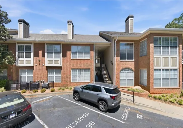 Photo 3 of Condo for sale at 200 Renaissance Pkwy Ne #304, Atlanta, GA 30308 | MLS# 7832387 | Listing updated on 2026-09-04