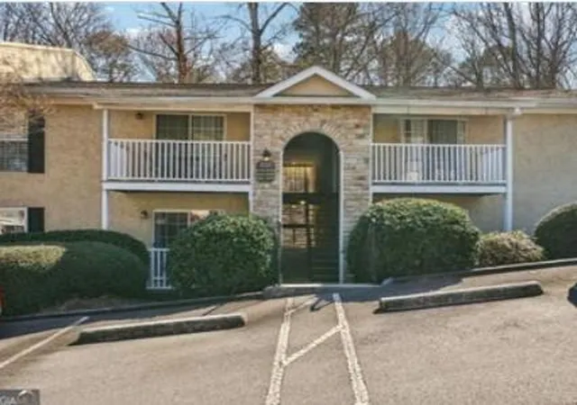 Photo 1 of Condo for sale at 3175 Seven Pines Ct #306, Atlanta, GA 30339 | MLS# 7841012 | Listing updated on 2026-09-23