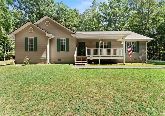 Photo 1 of Single family home for sale at 3027 Dawsonville Hwy, Gainesville, GA 30506 | MLS# 7832118 | Listing updated on 2026-09-04