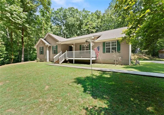 Photo 3 of Single family home for sale at 3027 Dawsonville Hwy, Gainesville, GA 30506 | MLS# 7832118 | Listing updated on 2026-09-04