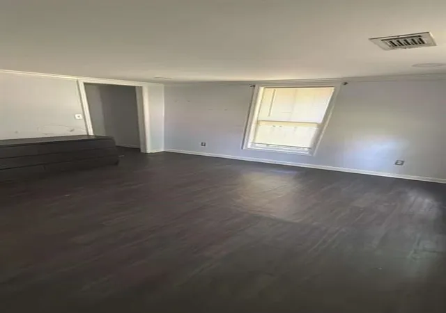 Photo 4 of Single family home for sale at 1559 Old Concord Rd SE, Marietta, GA 30060 | MLS# 7833028 | Listing updated on 2026-09-07