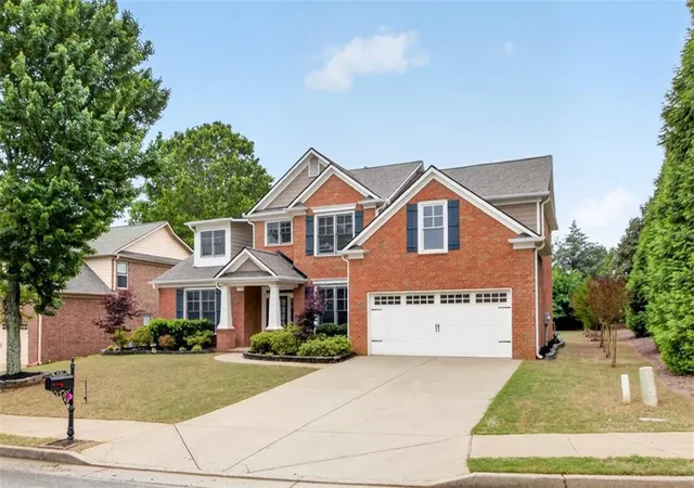 Photo 3 of Single family home for sale at 6121 Stillwater Trl, Flowery Branch, GA 30542 | MLS# 7840144 | Listing updated on 2026-09-19