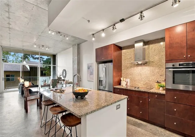 Photo 1 of Sale Pending at 130 Arizona Ave Ne #105, Atlanta, GA 30307 | MLS# 7835690 | Listing updated on 2026-10-07