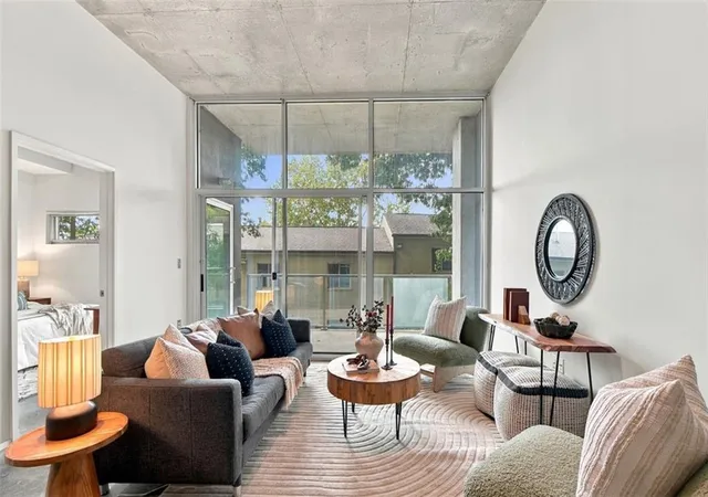 Photo 2 of Sale Pending at 130 Arizona Ave Ne #105, Atlanta, GA 30307 | MLS# 7835690 | Listing updated on 2026-10-07