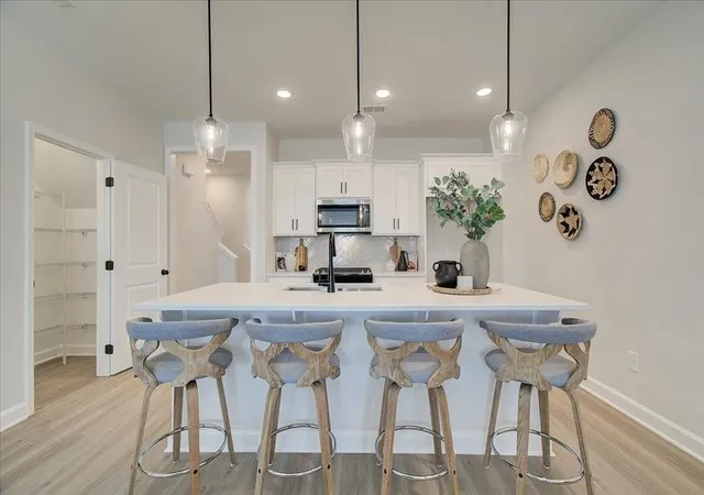 Photo 3 of Townhouse for sale at 1931 Kinnard Aly, Kennesaw, GA 30144 | MLS# 7832873 | Listing updated on 2026-09-20