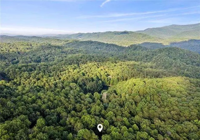 Photo 3 of Single family home for sale at 889 Granny Branch Dr, Blue Ridge, GA 30513 | MLS# 7831542 | Listing updated on 2026-09-03
