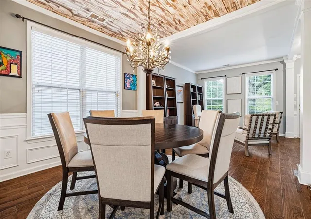 Photo 3 of Single family home for sale at 4998 Bright Hampton Dr SE, Atlanta, GA 30339 | MLS# 7836562 | Listing updated on 2026-09-13