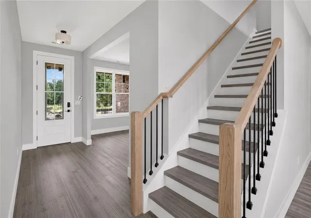 Photo 3 of Single family home for sale at 5091 Tower View Trl, Snellville, GA 30039 | MLS# 7837878 | Listing updated on 2026-10-03