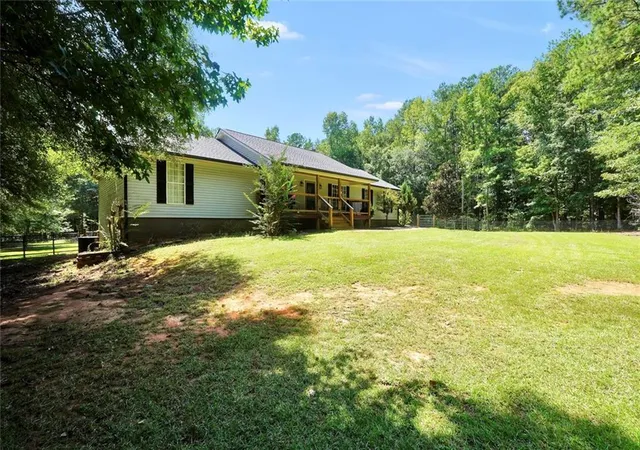 Photo 3 of Single family home for sale at 2182 Leguin Ml Rd, Locust Grove, GA 30248 | MLS# 7831445 | Listing updated on 2026-09-03