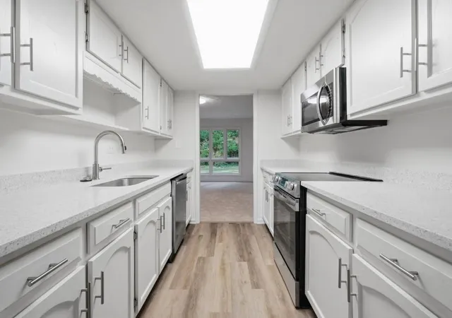 Photo 2 of Townhouse for sale at 3229 Clairmont N NE, Brookhaven, GA 30329 | MLS# 7834004 | Listing updated on 2026-09-14