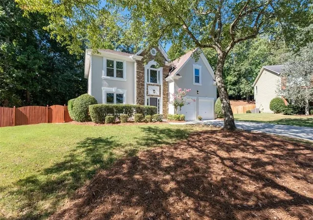 Photo 2 of Single family home for sale at 2960 Saddlebrook Glen Dr, Cumming, GA 30041 | MLS# 7831659 | Listing updated on 2026-09-11