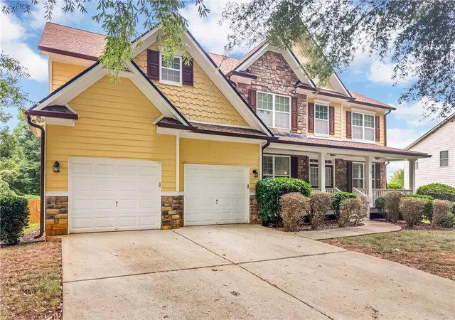 Photo 1 of Sale Pending at 25 Snapdragon Ln, Covington, GA 30014 | MLS# 7822189 | Listing updated on 2026-09-26