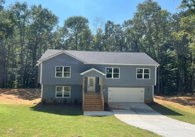 Photo 1 of Single family home for sale at 270 Stonington Dr, Mount Airy, GA 30563 | MLS# 7824295 | Listing updated on 2026-09-28