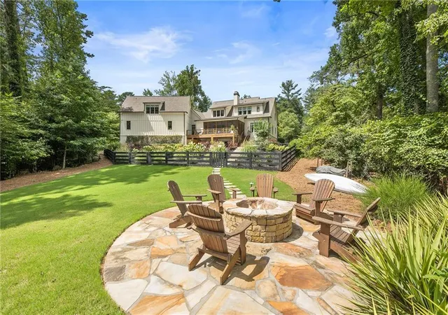 Photo 3 of Single family home for sale at 2758 Batesville Rd, Canton, GA 30115 | MLS# 7846907 | Listing updated on 2026-10-29