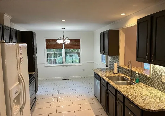 Photo 4 of Sale Pending at 143 Stonybrook Ct, Athens, GA 30605 | MLS# 7827828 | Listing updated on 2026-09-15