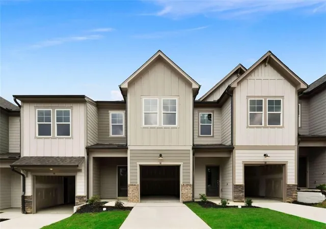 Photo 1 of Townhouse for sale at 16 Magnolia Blvd, Cedartown, GA 30125 | MLS# 7837497 | Listing updated on 2026-09-15