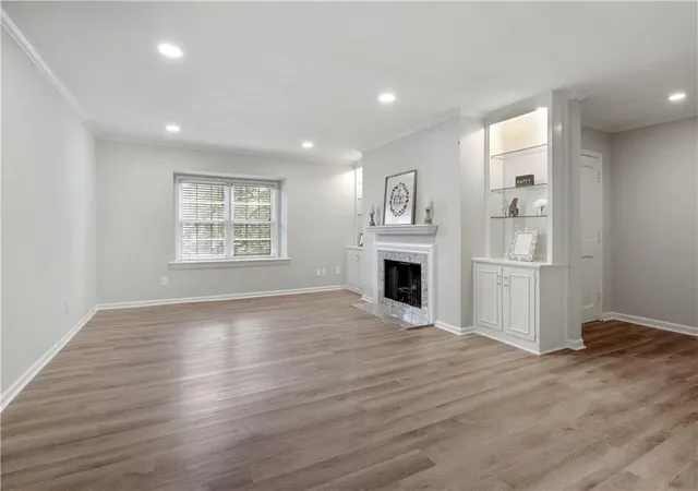 Photo 4 of Condo for sale at 60 Chaumont Sq NW, Atlanta, GA 30327 | MLS# 7853030 | Listing updated on 2026-10-13