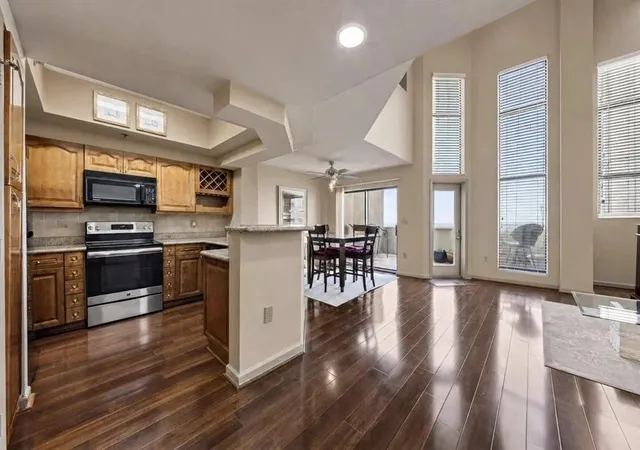 Photo 3 of Condo for sale at 795 Hammond Dr #2407, Sandy Springs, GA 30328 | MLS# 7819150 | Listing updated on 2026-09-22