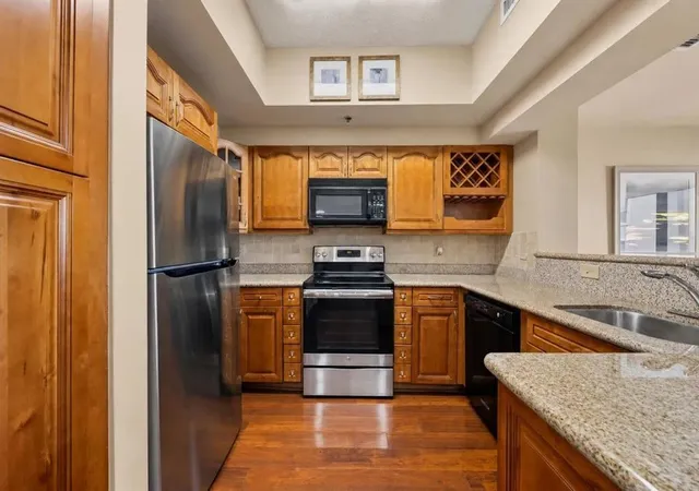 Photo 4 of Condo for sale at 795 Hammond Dr #2407, Sandy Springs, GA 30328 | MLS# 7819150 | Listing updated on 2026-09-22