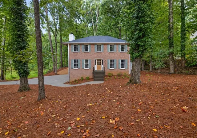 Photo 2 of Sale Pending at 120 Catharine Ln, Fayetteville, GA 30214 | MLS# 7839141 | Listing updated on 2026-10-01
