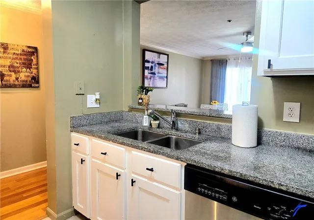 Photo 3 of Condo for sale at 970 Sidney Marcus Blvd NE #2210, Atlanta, GA 30324 | MLS# 7832528 | Listing updated on 2026-09-04