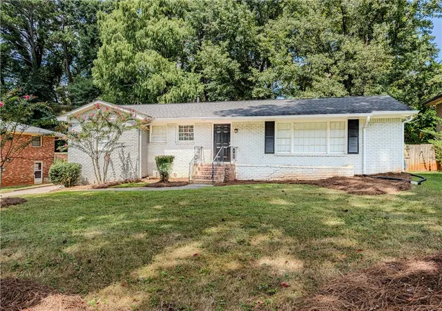 Photo 2 of Single family home for sale at 3532 Dial Dr, Stone Mountain, GA 30083 | MLS# 7833218 | Listing updated on 2026-09-06