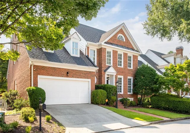 Photo 3 of Single family home for sale at 2148 Village Point Ne, Brookhaven, GA 30319 | MLS# 7838077 | Listing updated on 2026-09-27