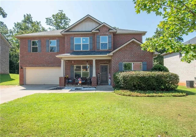 Photo 2 of Single family home for sale at 244 Morrisson Trl, Hampton, GA 30228 | MLS# 7823041 | Listing updated on 2026-10-02