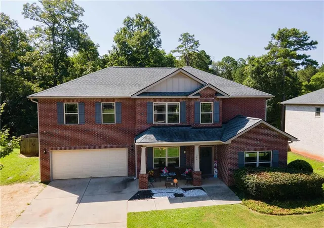 Photo 3 of Single family home for sale at 244 Morrisson Trl, Hampton, GA 30228 | MLS# 7823041 | Listing updated on 2026-10-02
