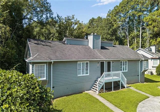 Photo 3 of House for sale at 360 Bellemeade Dr SW, Marietta, GA 30008 | MLS# 7811947 | Listing updated on 2026-10-09