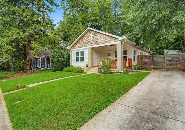 Photo 2 of Single family home for sale at 1783 Dorsey Ave, Atlanta, GA 30344 | MLS# 7835031 | Listing updated on 2026-09-11