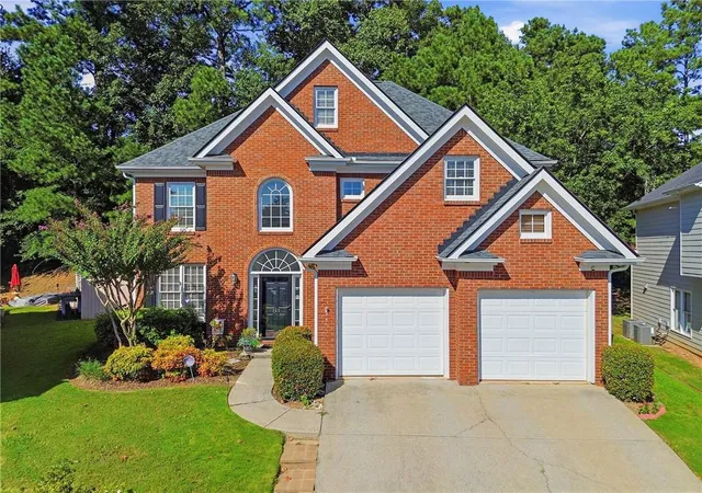 Photo 1 of Single family home for sale at 325 Oak Aly Ct, Alpharetta, GA 30022 | MLS# 7831355 | Listing updated on 2026-09-03