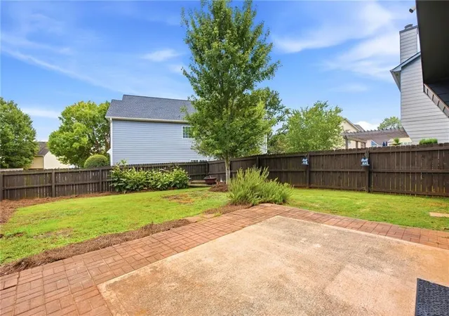 Photo 3 of Sale Pending at 5151 Apple Grv Rd, Buford, GA 30519 | MLS# 7839806 | Listing updated on 2026-10-06