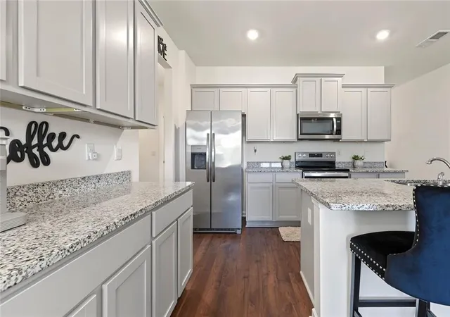 Photo 4 of Townhouse for sale at 102 Hampton Cir, Mcdonough, GA 30253 | MLS# 7844369 | Listing updated on 2026-09-26
