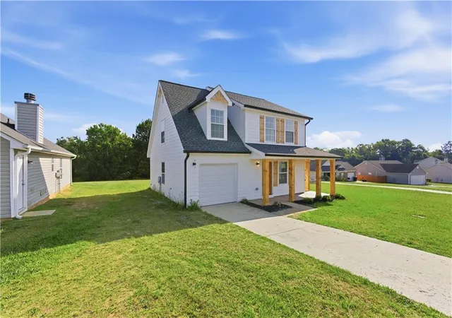 Photo 2 of Single family home for sale at 257 Marsh Glen Dr, Jonesboro, GA 30238 | MLS# 7835681 | Listing updated on 2026-09-11