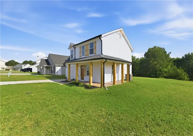Photo 2 of Single family home for sale at 257 Marsh Glen Dr, Jonesboro, GA 30238 | MLS# 7835681 | Listing updated on 2026-09-11