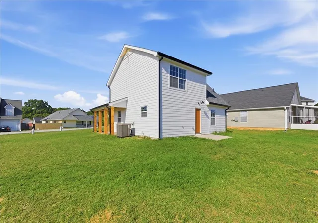 Photo 3 of Single family home for sale at 257 Marsh Glen Dr, Jonesboro, GA 30238 | MLS# 7835681 | Listing updated on 2026-09-11