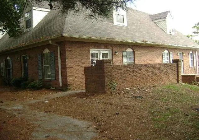Photo 3 of Single family home for sale at 934 Park Pl, Conyers, GA 30012 | MLS# 7836901 | Listing updated on 2026-09-26