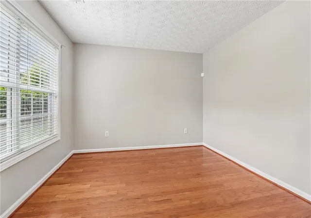 Photo 4 of Single family home for sale at 2773 Saddle Horn Pl, Snellville, GA 30039 | MLS# 7834088 | Listing updated on 2026-09-12
